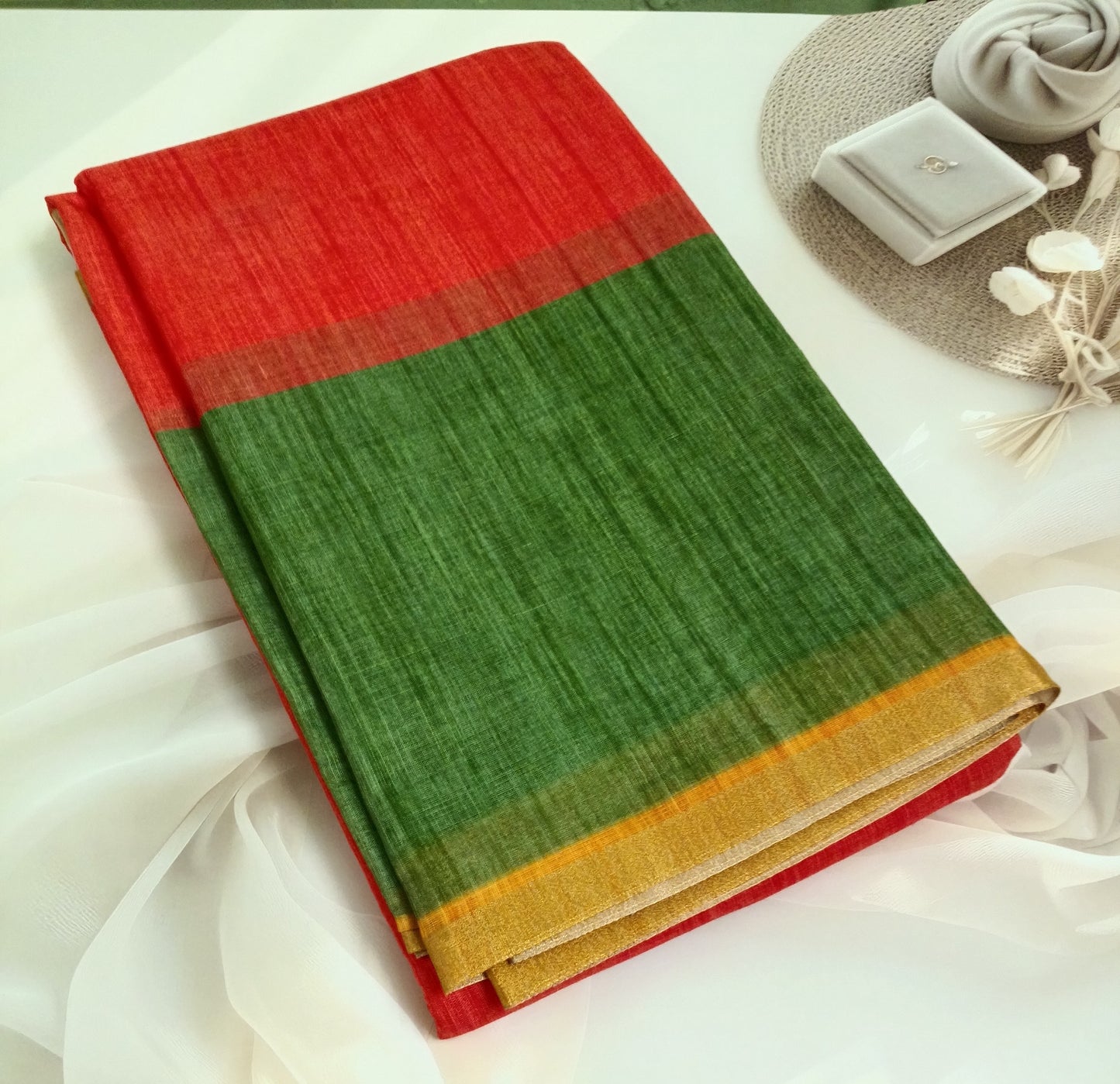 Cotton Linen Printed Saree with Unstitched Blouse Piece