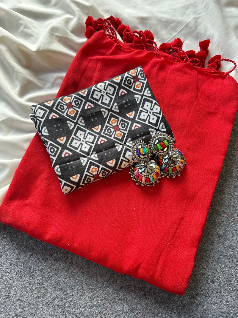 Khadi Cotton Saree with Unstitched Blouse Piece